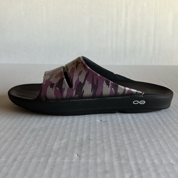 Oofos Ooahh Purple Camo Slides main image 8